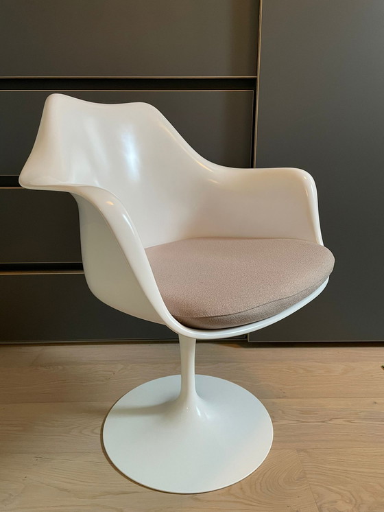 Image 1 of Knoll Eero Saarinen Tulip Chair Armstoel