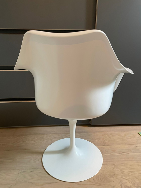 Image 1 of Knoll Eero Saarinen Tulip Chair Armstoel