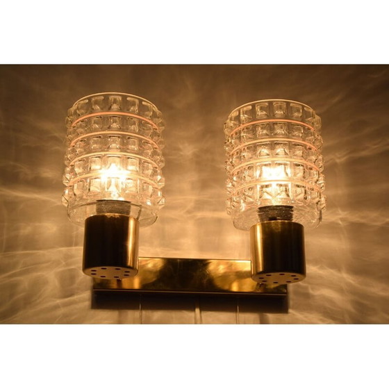 Image 1 of Vintage wandlamp van glas en messing door Kamenicky Senov, Tsjechië 1960
