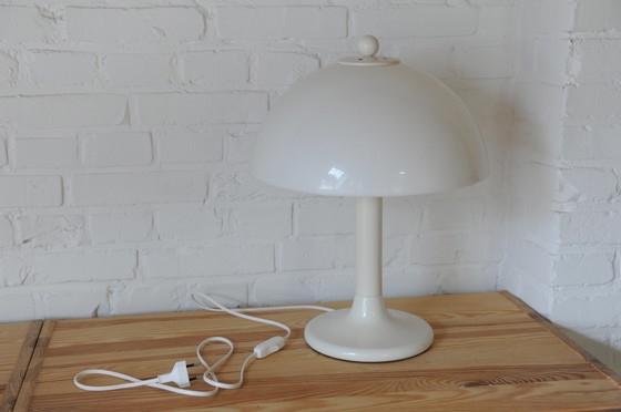 Image 1 of Witte space age plexiglazen mushroom lamp