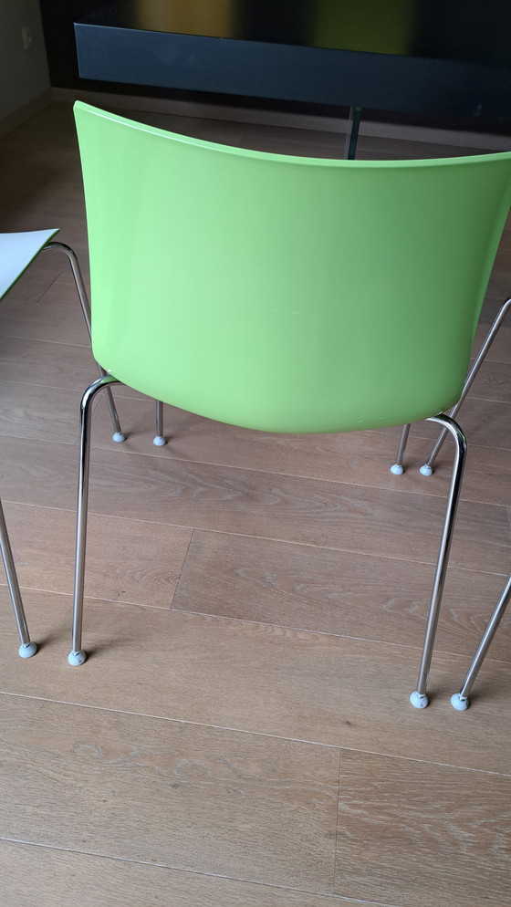 Image 1 of 8x Arper Catifa 46 stoelen groen-wit