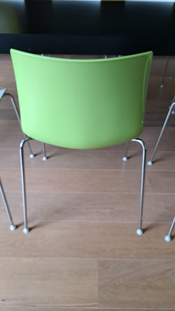 Image 1 of 8x Arper Catifa 46 stoelen groen-wit