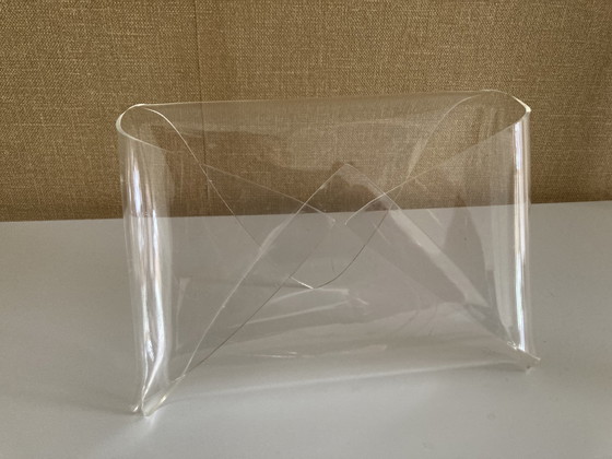 Image 1 of Vintage Plexiglas enveloppen houder