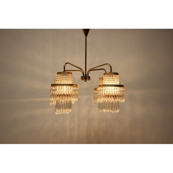 Image 1 of Vintage kroonluchter van messing en kristal uit Zeleznobrodské Sklo, Tsjecho-Slowakije 1950