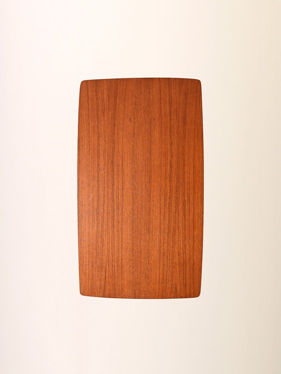 Image 1 of 1960S Retro Teakhouten Nachtkastje Met Metalen Handvat En Tijdschriftenrek - Vintage Scandinavisch Ontwerp