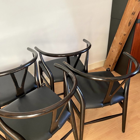 Image 1 of 4x Carl Hansen & Son Ch24 Wishbone Stoel Bekleed