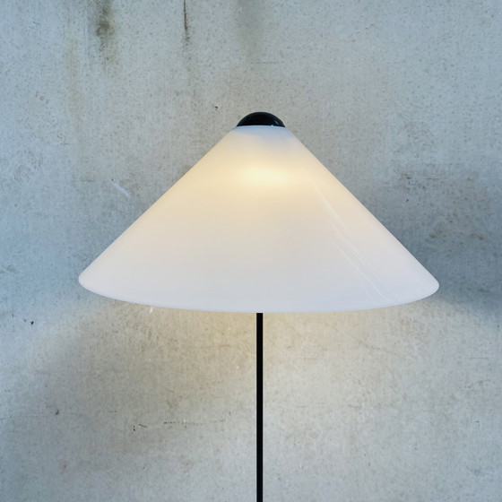 Image 1 of Oluce Vloer Lamp Vico Magistretti Model Snow 1970