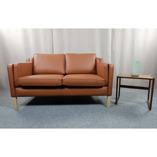 Vintage 2-zitsbank model 2212 in cognac leer van Borge Mogensen