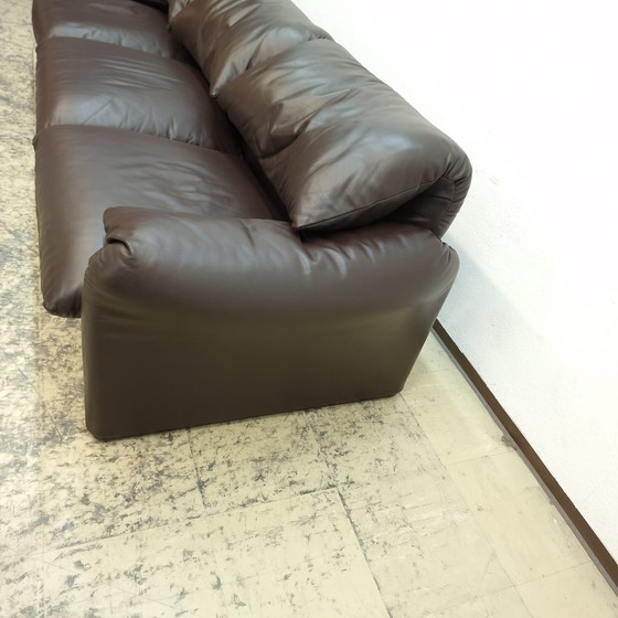 Image 1 of Cassina Maralunga designer sofa lederen bank driezits bruin Magistretti bank