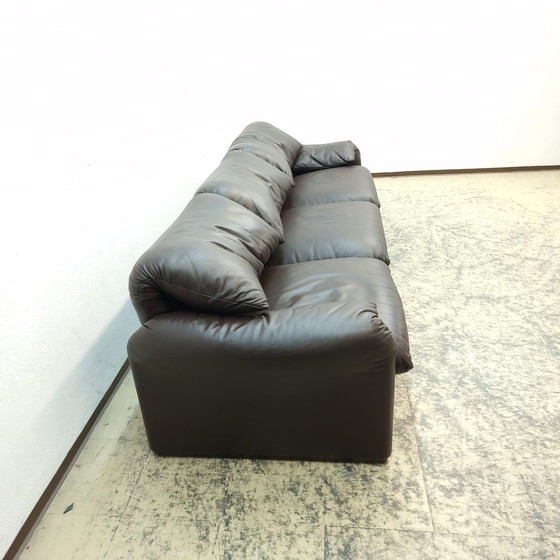 Image 1 of Cassina Maralunga designer sofa lederen bank driezits bruin Magistretti bank