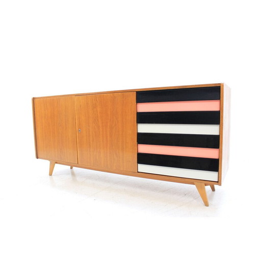 Vintage lang dressoir van Jiri Jiroutek