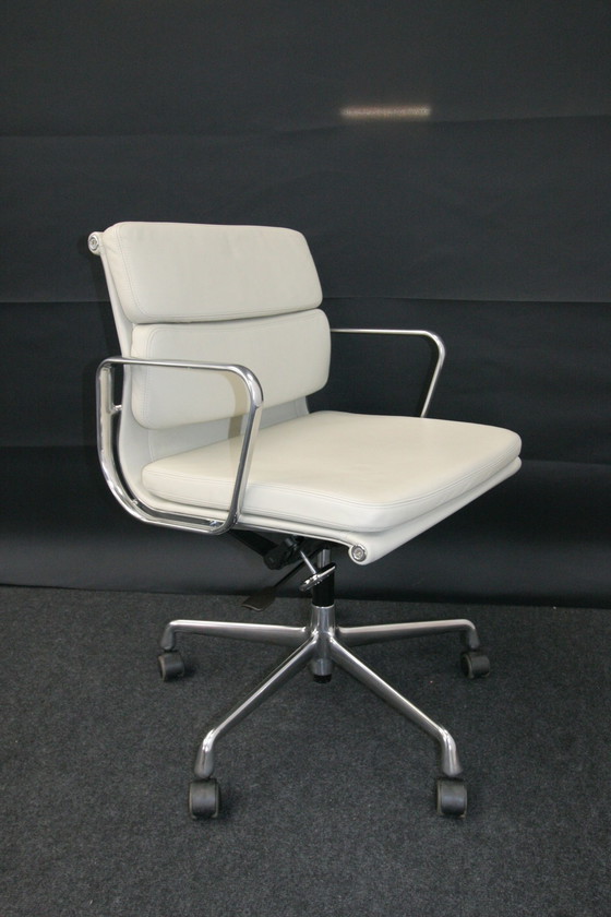 Image 1 of VITRA SOFT PAD CHAIR EA 217