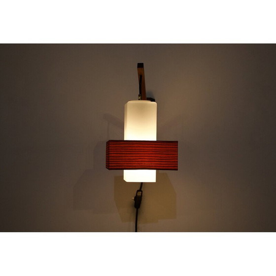 Image 1 of Vintage wandlamp in teakhout en zwart gelakt staal, 1960