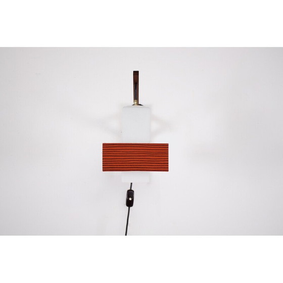 Image 1 of Vintage wandlamp in teakhout en zwart gelakt staal, 1960