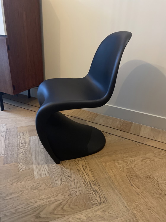 Image 1 of Vitra Panton Chair- Zwart