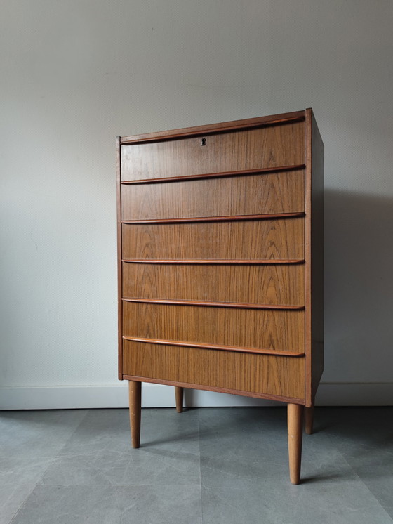 Image 1 of Vintage Deense ladekast in licht teak