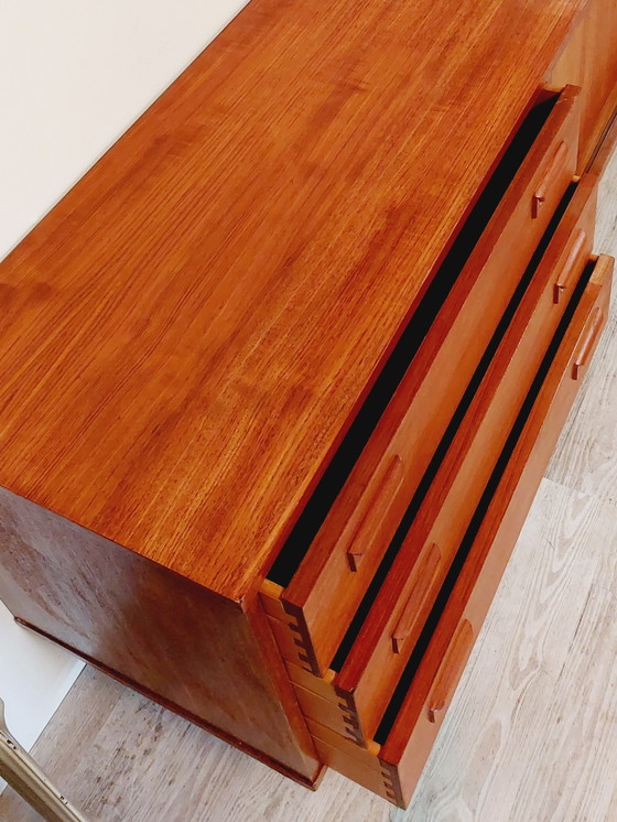 Image 1 of Vintage dressoir