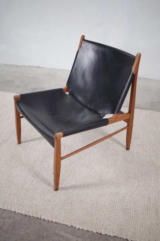 Image 1 of Fauteuil van Franz Xaver Lutz Zadelleer en eik