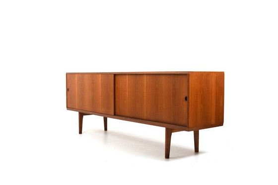 Image 1 of Eikenhouten dressoir uit het midden van de eeuw, 1960