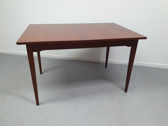 Image 1 of Mid-Century tafel van Topform. Eettafel uitschuifbaar.