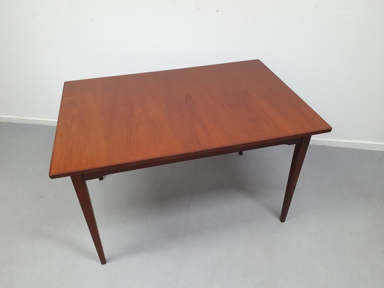 Image 1 of Mid-Century tafel van Topform. Eettafel uitschuifbaar.