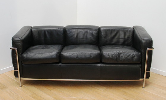 Image 1 of Sofa Lc2 Le Corbusier, Cassina