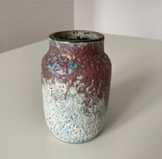 Image 1 of Fatlava Vaas Vintage Nederlands, Rosé, Handgemaakt, 50/60D, Kunst Aardewerk, Verzamelobject