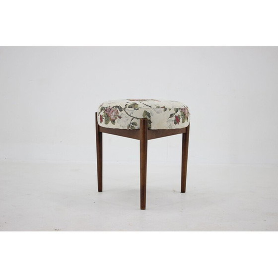 Image 1 of Vintage eikenhouten kruk, Tsjecho-Slowakije 1960