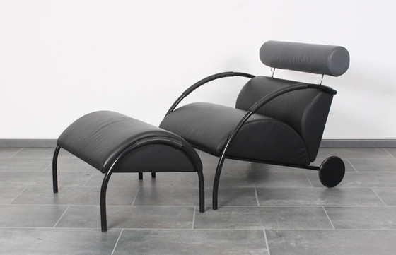 Image 1 of Zwart Leren Zyklus Loungestoel + Hocker Van Peter Maly Voor Cor