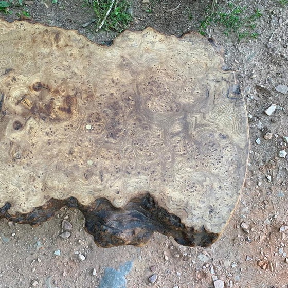 Image 1 of Oude wortelnoten salontafel, 1980