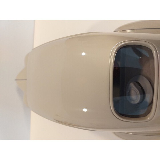 Image 1 of Oldtimer sculptuur "Nestor Burma" door Michel Aroutcheff, 2003