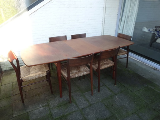 Eetkamerset Wilkhahn (Tafel En 9 Stoelen)