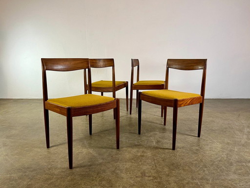 Set van 4 eetkamerstoelen teak Mid Century