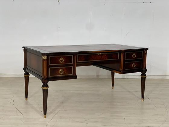 Image 1 of Engels mahonie bureau bureautafel mannentafel vintage