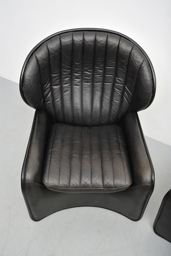 Image 1 of André Vandenbeuck Fauteuil Lotos Wit Zwart 1971