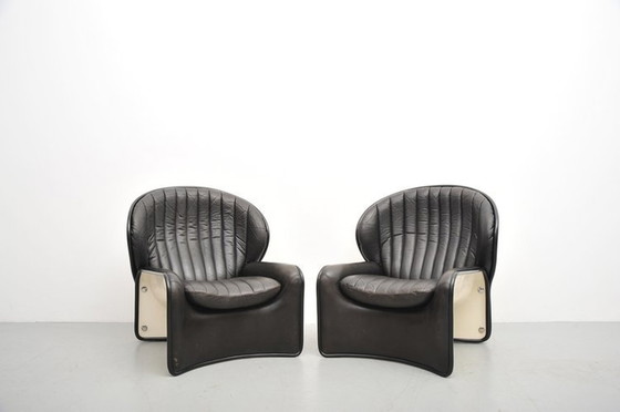 Image 1 of André Vandenbeuck Fauteuil Lotos Wit Zwart 1971