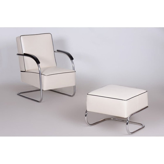 Image 1 of Vintage wit lederen fauteuil met voetenbankje van Mucke Melder, Tsjecho-Slowakije 1930