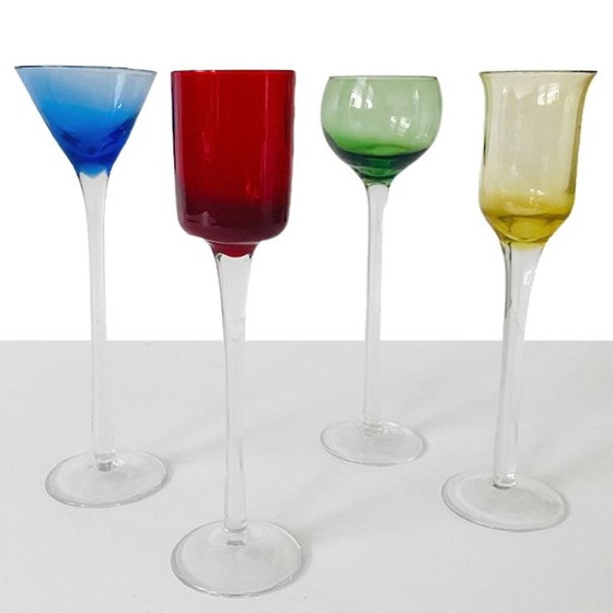 Image 1 of Vintage handgeblazen Aquavit likeurglazen set