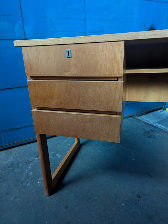 Image 1 of Vintage Houten Bureau 1960S