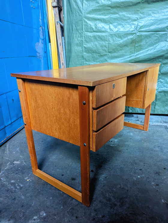 Image 1 of Vintage Houten Bureau 1960S