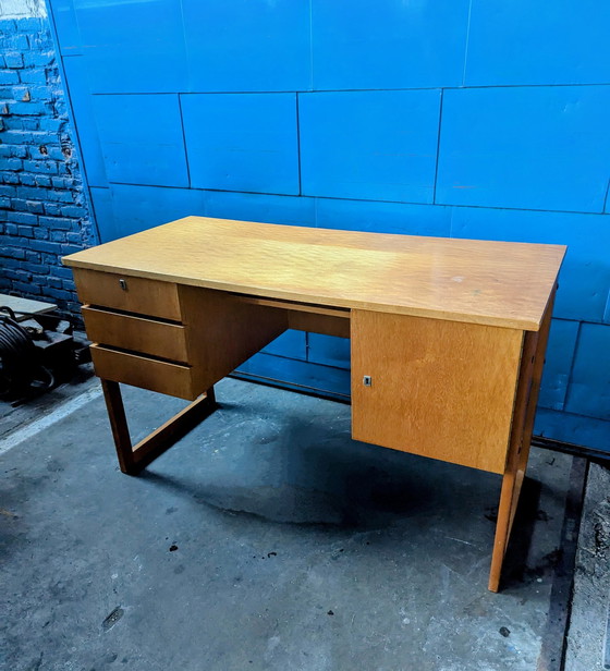 Image 1 of Vintage Houten Bureau 1960S