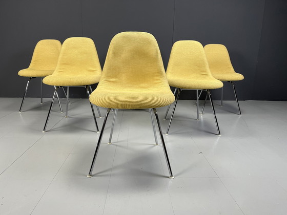 Image 1 of Eames glasvezel eetkamerstoelen voor Herman Miller, jaren 1970