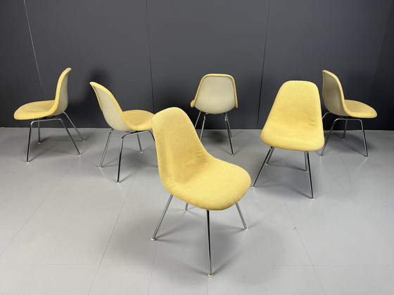 Image 1 of Eames glasvezel eetkamerstoelen voor Herman Miller, jaren 1970