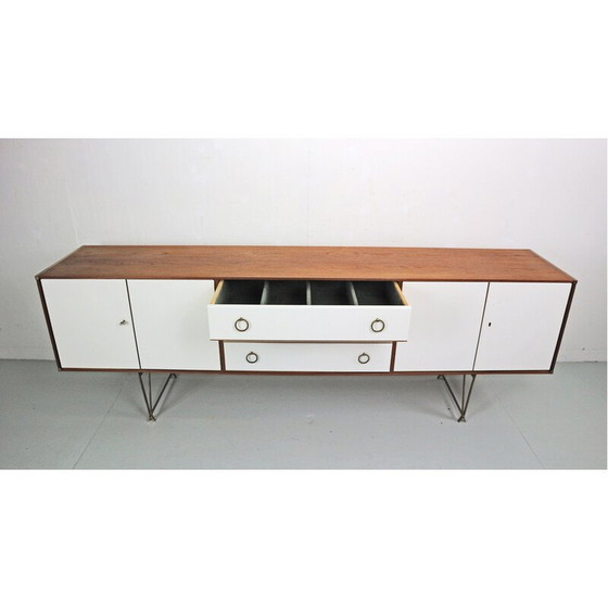 Image 1 of Vintage hoog dressoir in teak en messing van William Watting voor Fristho, Denemarken 1950