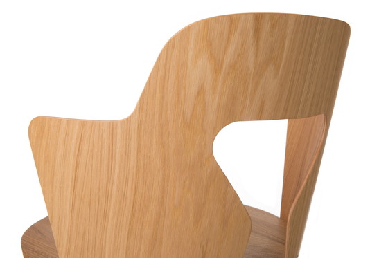 Image 1 of 6x eiken stoelen design Alfredo Häberli voor Quodes