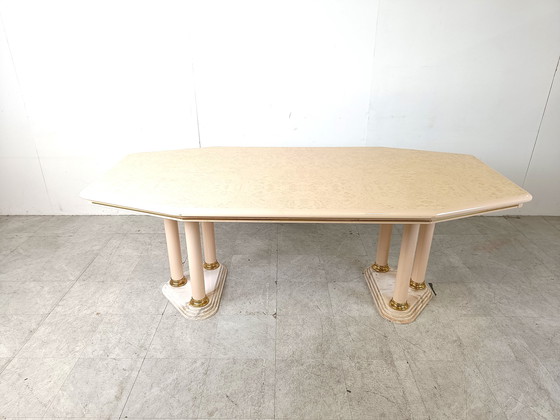 Image 1 of Vintage beige gelakte eettafel