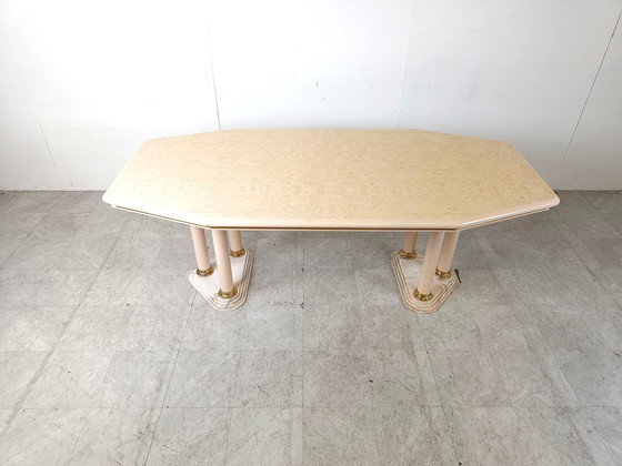 Image 1 of Vintage beige gelakte eettafel