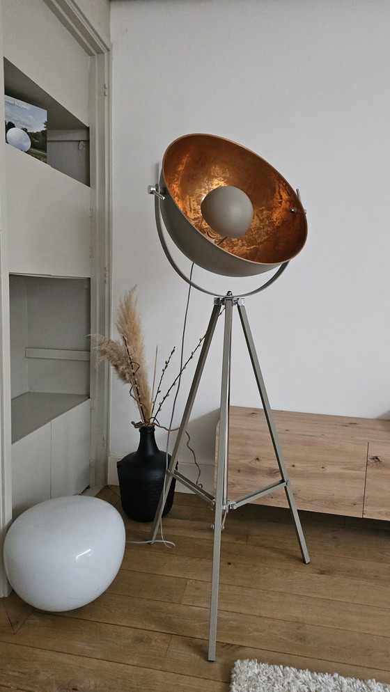 Image 1 of Vandeheg Staande Lamp