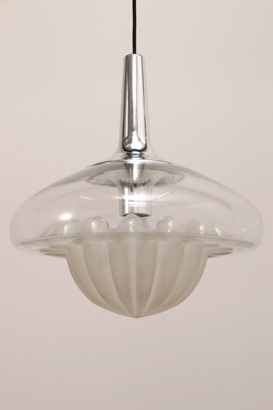 Image 1 of Vintage glazen hanglamp van Peill & Putzler, 1960