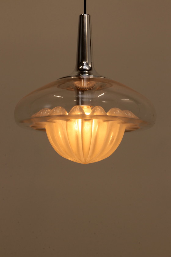 Image 1 of Vintage glazen hanglamp van Peill & Putzler, 1960